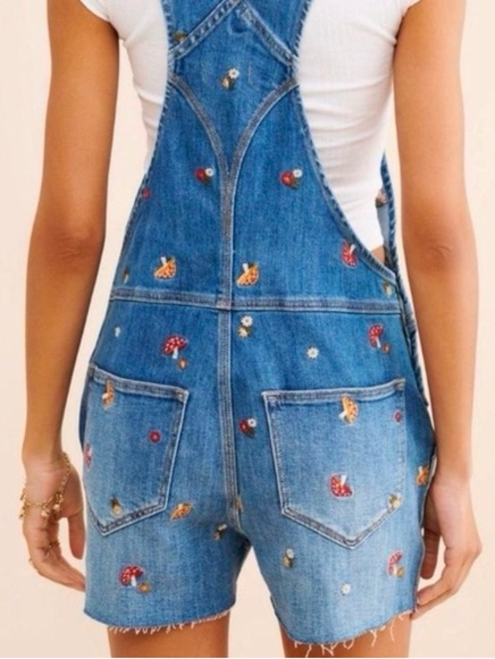 NWT Driftwood Free People Mushroom Flowers Embroidered Overalls Shortalls Medium - Picture 3 of 16